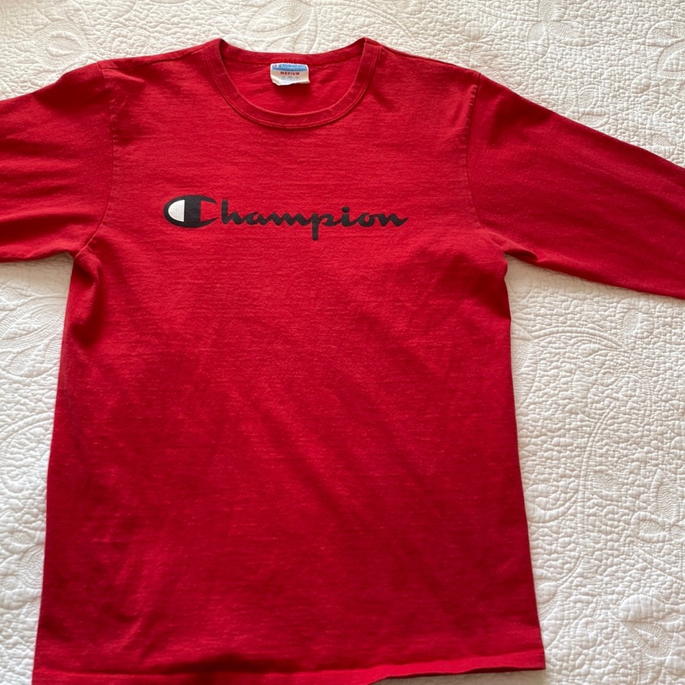 Long sleeve Champion shirt